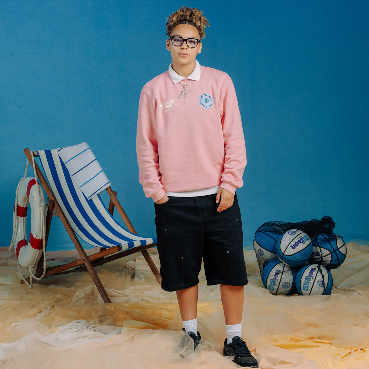 Future is Unrivaled - Crewneck - Washed Pink